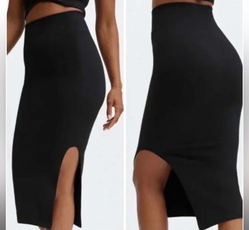 Fabletics High-Waisted Seamless Ribbed Side Slit Midi Skirt